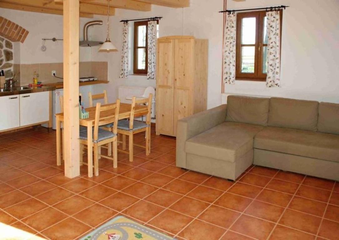 Veverci Dvur Hotel Rosec Buitenkant foto